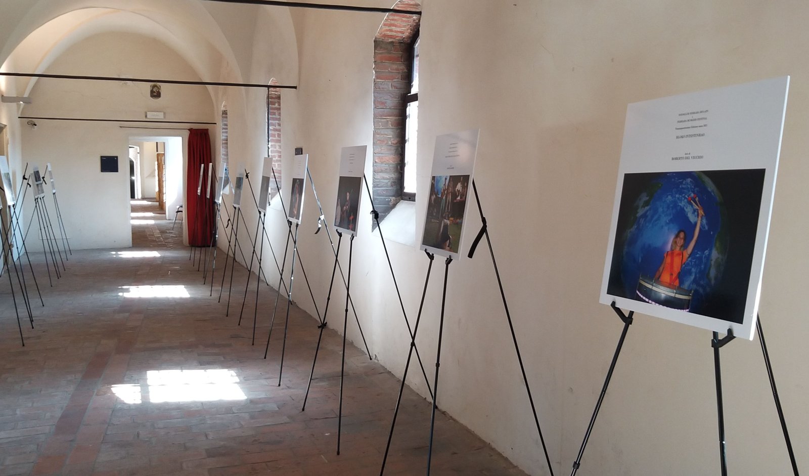 Un'immagine generica segnaposto con angoli arrotondati in una figura.