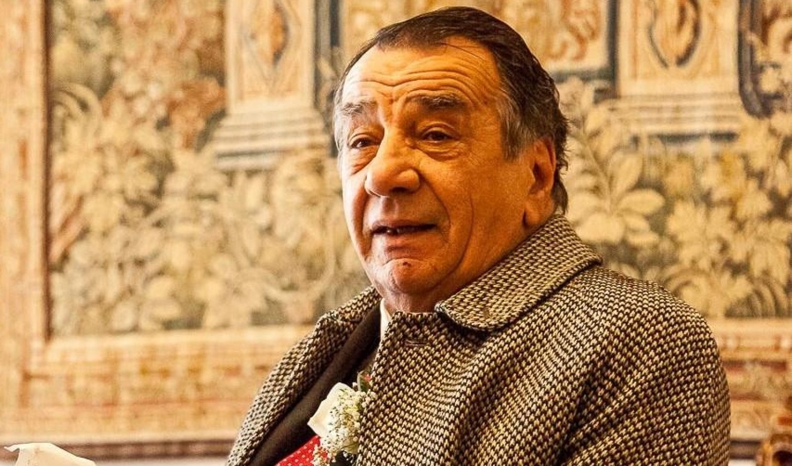 Un'immagine generica segnaposto con angoli arrotondati in una figura.