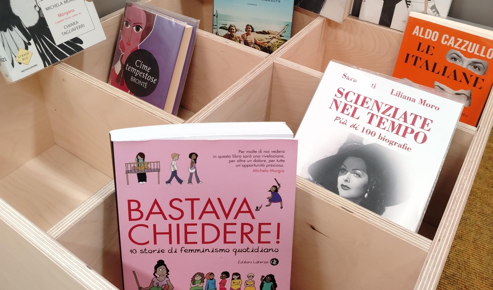 Un'immagine generica segnaposto con angoli arrotondati in una figura.