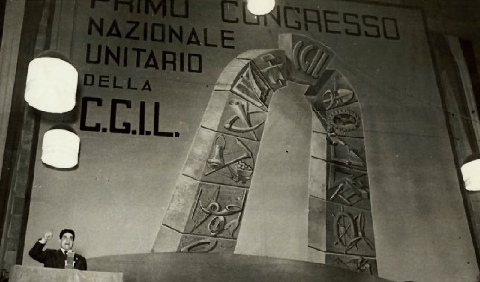 Un'immagine generica segnaposto con angoli arrotondati in una figura.