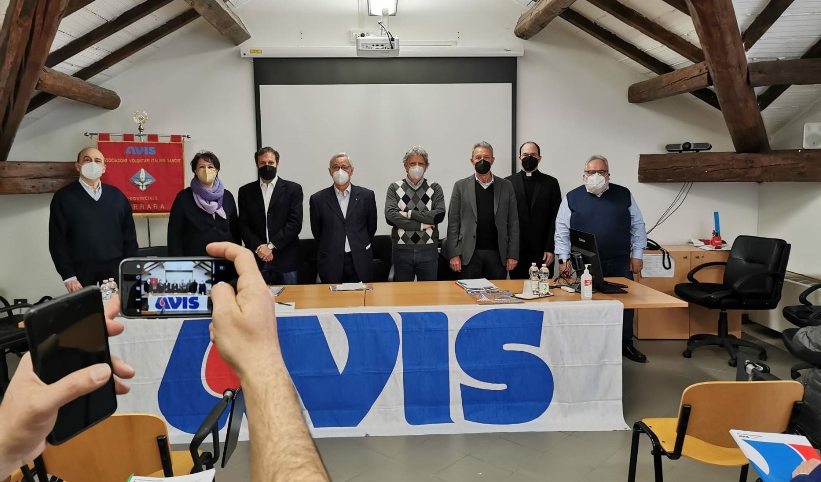 Un'immagine generica segnaposto con angoli arrotondati in una figura.