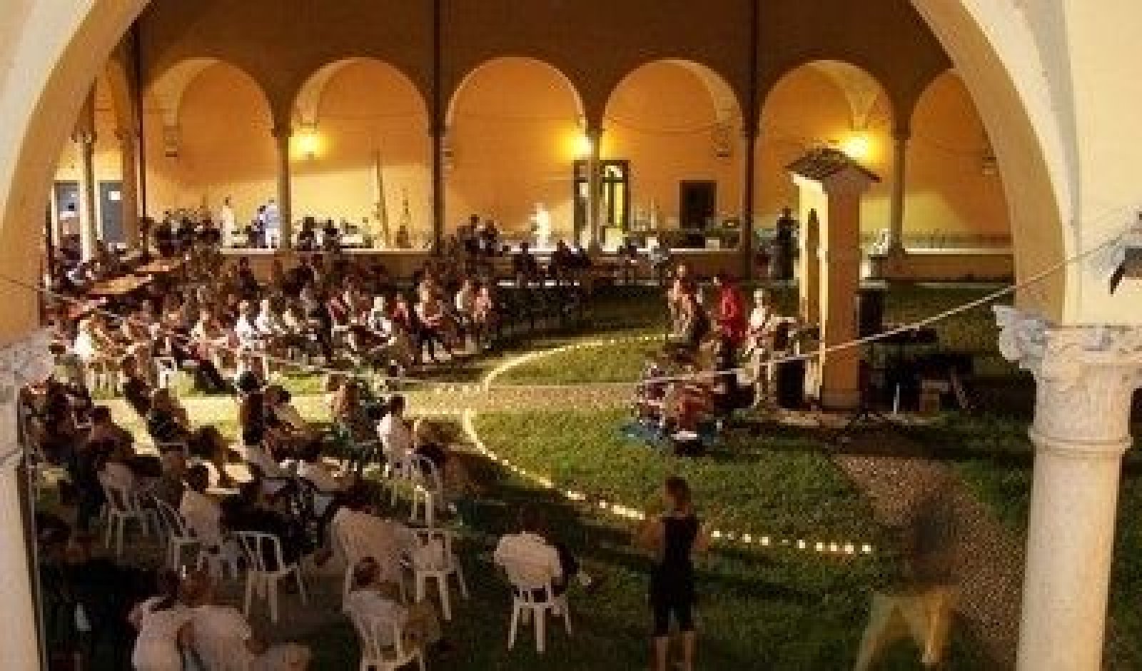 Un'immagine generica segnaposto con angoli arrotondati in una figura.
