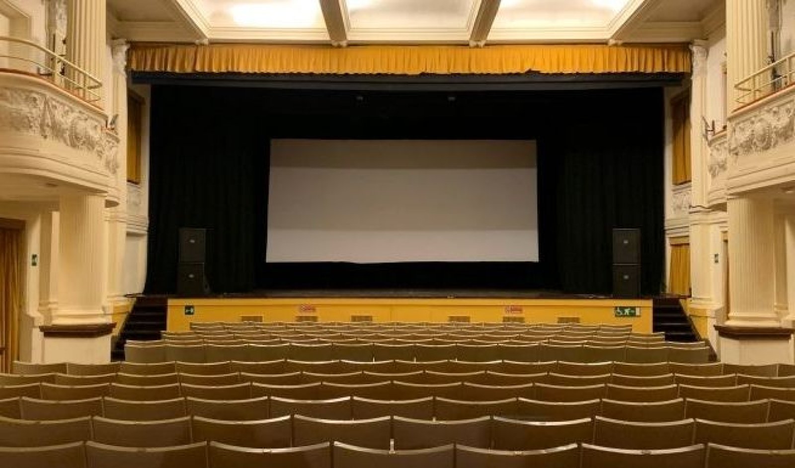 Un'immagine generica segnaposto con angoli arrotondati in una figura.