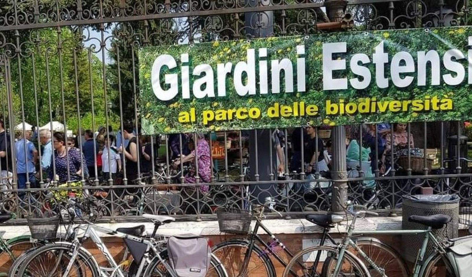 Un'immagine generica segnaposto con angoli arrotondati in una figura.