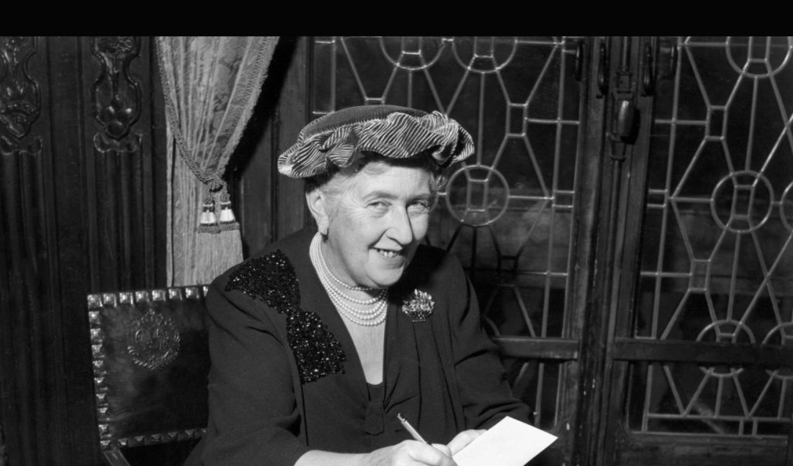 Un'immagine generica segnaposto con angoli arrotondati in una figura.